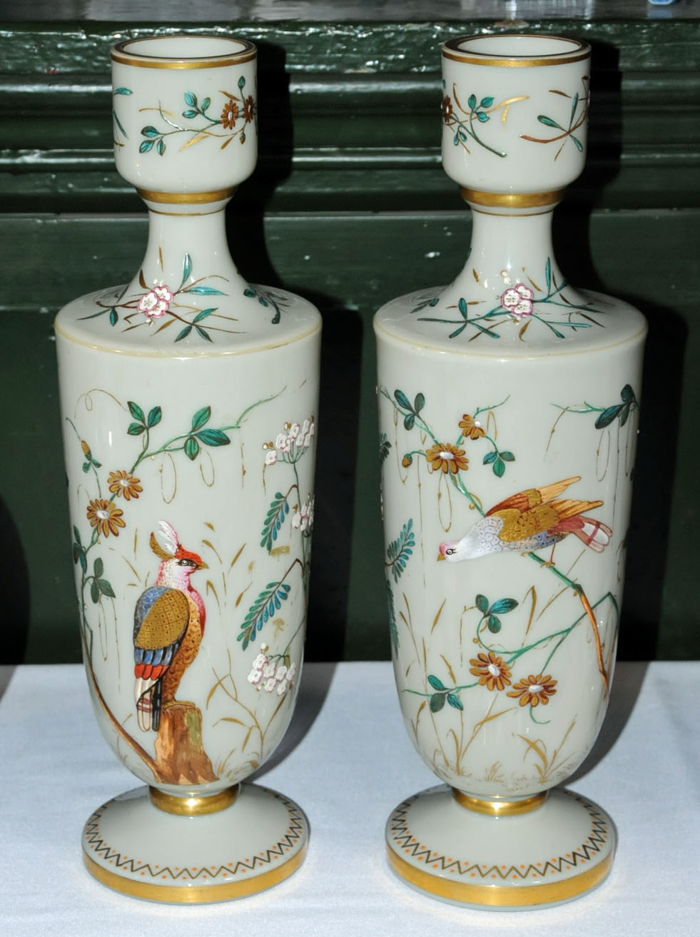 A pair of Victorian glass vases, decorated with birds and flowers. Height 34 cm (see illustration). - Image 3 of 3