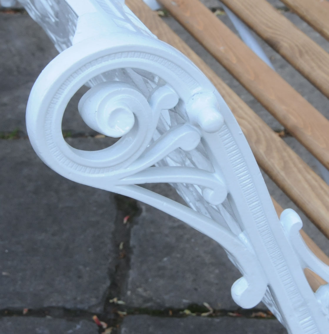 A Victorian Coalbrookdale Nasturtium pattern cast iron bench, marked "CBDALE Co, No. - Image 7 of 21