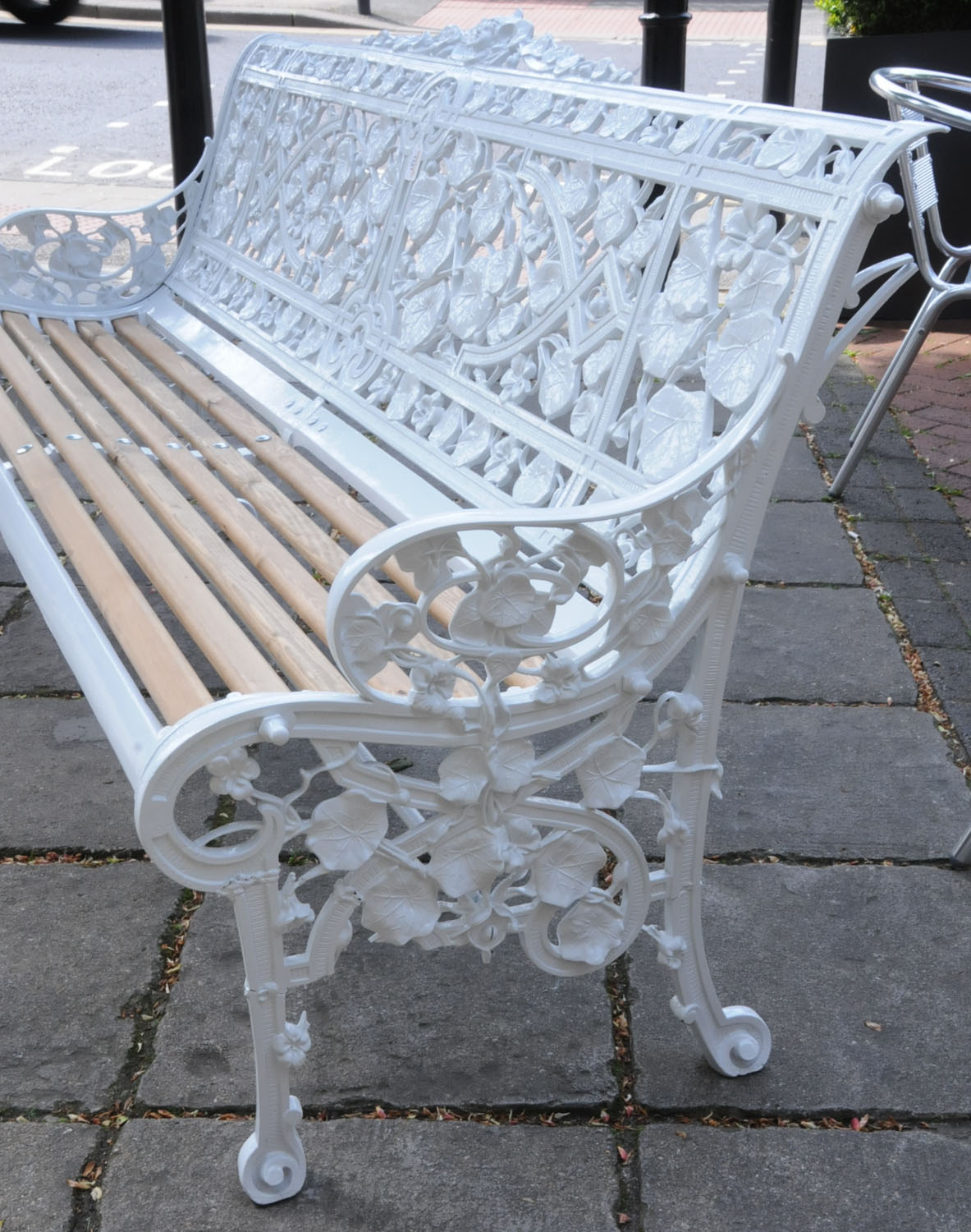 A Victorian Coalbrookdale Nasturtium pattern cast iron bench, marked "CBDALE Co, No. - Image 5 of 21