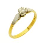 An 18 ct yellow gold solitaire diamond ring, size O.