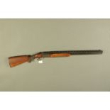 Fabbrica Italian 12 bore over/under shotgun, 28 inch barrels, cylinder and cylinder choke,