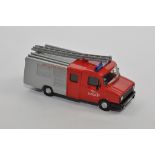 Roxley Models (by Hart Models) 1/48 White Metal Leyland 400 Jaguar Factory Fire Truck. NM with Box.