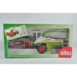 Siku 1/32 Claas Jaguar 695 Forage Harvester Combine. Rare. M in Box.