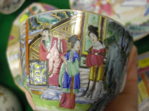 A collection of early 19th Century Chinese famille-rose porcelain wares including four octagonal - Image 3 of 20