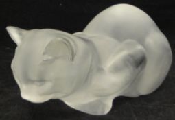 A Lalique glass figure Chat Couche crouching cat, frosted,