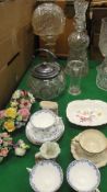 Three Royal Chinaworks of Worcester tea cups and saucers, four posies,