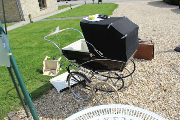 A 1961 Silver Cross York model pram together with a painted childs high seat CONDITION - Image 7 of 19
