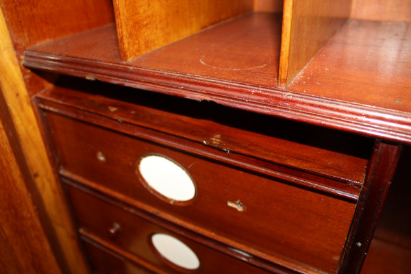 A circa 1900 satinwood cabinet, - Image 12 of 20