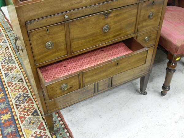 A 19th Century mahogany Rudd style dressing table, - Image 17 of 22