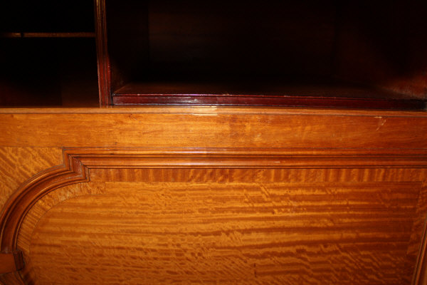 A circa 1900 satinwood cabinet, - Image 10 of 20