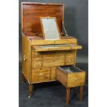 A 19th Century mahogany Rudd style dressing table,