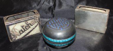 A Victorian silver matchbox holder inscribed "Matches",