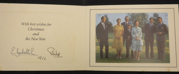 A collection of three Christmas cards from Her Majesty the Queen and Prince Philip dated 1976, - Bild 3 aus 3