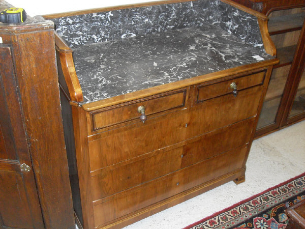 A 19th Century Continental walnut commode or washstand, - Image 2 of 10