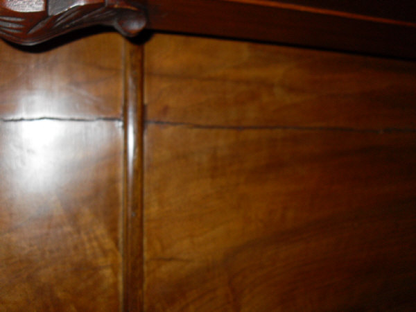 A 19th Century Continental walnut commode or washstand, - Image 7 of 10