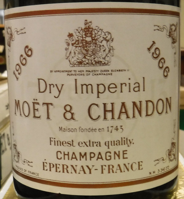 One bottle Möet & Chandon Champagne 1966