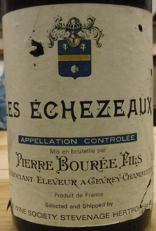 Six bottles Les Echezeaux Pierre Bourée Fils 1989 (6)