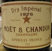 Four bottles of Möet & Chandon Champagne 1976 (4)