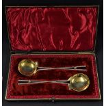 A rare pair of Captains golfing wine tasting spoons c.1895 - white metal handles formed as a pair of