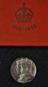 1910-1935 King George V and Queen Mary Silver Jubilee Commemorative Medal in original box, with