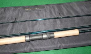 ROD: Greys of Alnwick Greyflex Spin, 9' 3 piece rod in new condition, casting weight 15-35grams, SIC
