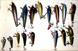 HARDY LURES: (16) Collection of Hardy Jock Scott wood plugs, varies sizes from 1-1/" to 3", assorted
