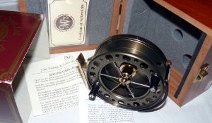 REEL: J W Young Purist 2-2031 4" alloy Centrepin reel in as new condition, 6 spoke Aerial pattern