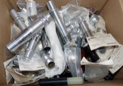 ROD FITTINGS: Large quantity of unused rod building parts, mainly alloy incl. screw winch