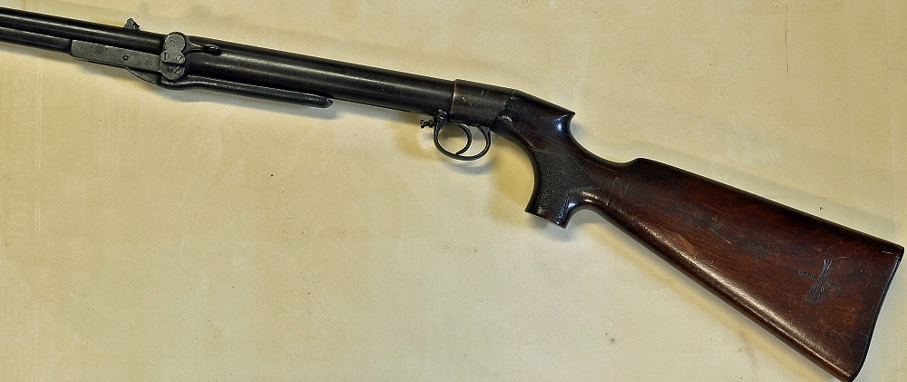 Early .177 The Birmingham Small Arms Co Ltd (BSA) pre-war underlever air rifle ser. no 8904 - good - Image 3 of 3