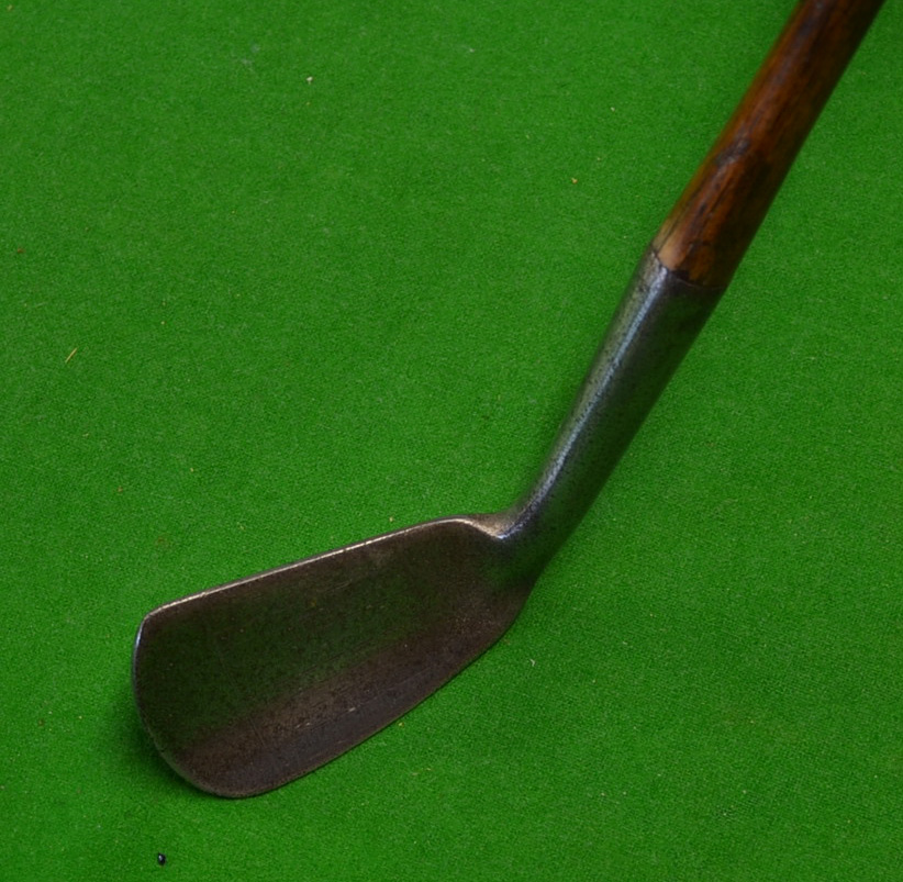 Rare Spalding mashie c.1913 with patent to surface face angles - Image 2 of 2