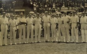 1932 Australian Cricket Team Press Photograph depicting the team at Melbourne appears in good