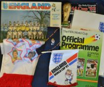 1982 World Cup Collection to include official programme, Spain 1982 official jigsaw, Bulldog Bobby