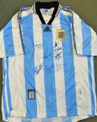 1990 Argentinian international shirt with signatures of seven players. Given to the vendor by the