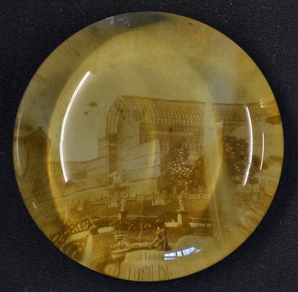 Exhibitions - Crystal Palace Souvenir Paper Weight Circa 1860s -1890s. With Albumen style - Image 2 of 2