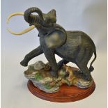 Franklin Mint 'Ruler of the African Plains' Hand Painted Porcelain Sculpture 1989 an official