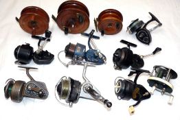 REELS: (11) Three Nottingham wood and brass reels, a 3" Eton Sun starback with on-off ratchet, 4.