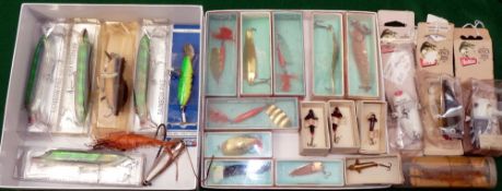 LURES: Collection of assorted lures incl. Abu Toby, Plankton and Reflex lures, in boxes, 4 x Hardy
