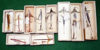 HARDY LURES: Collection of 10 x Hardy bait mounts and lures in maker's boxes, incl. 2" Golden Sprat,