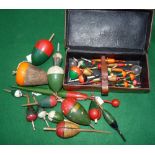 FLOATS: Collection of vintage pike/perch floats incl. a Gazette bung with label, assorted perch