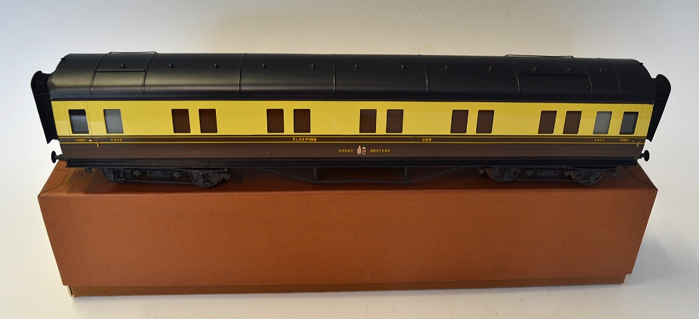 0 Gauge Exley Great Western Livery 1st Class Sleeping Car K6 in very good condition, would look good - Image 2 of 2