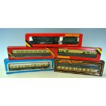 00 Gauge Hornby, Mainline and Airfix selection coaches to include Great Western Livery, King