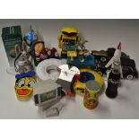 Selection of Vintage Novelty Radios to include Bugs Bunny, Donald Duck, Thunderbirds, Coca Cola