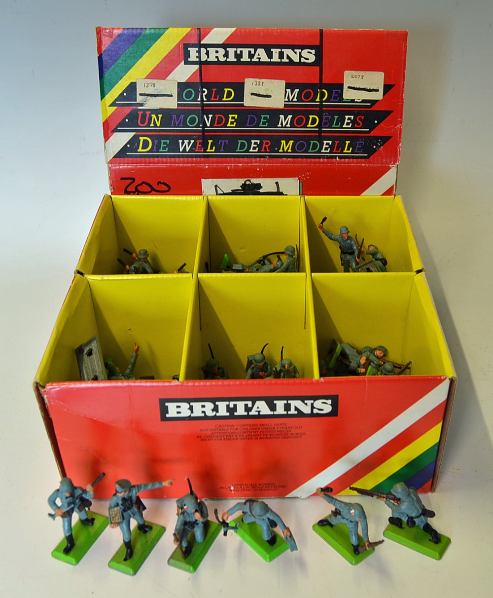 Britains 1971 German Infantry Model Soldiers new old stock in trade box, metal based, 60 - Image 2 of 2