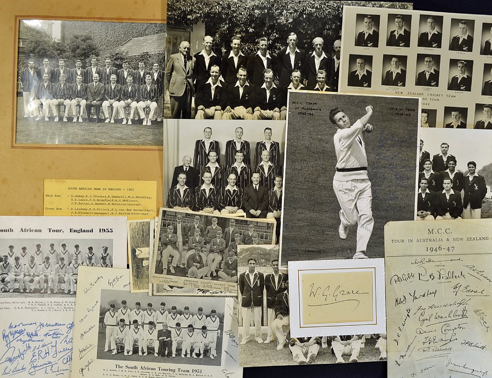 Selection of Mixed Cricket Photographs and Postcards includes South African Team in Australia,