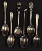 6x various golfing silver teaspoons to incl one with golf club handle and bowl engraved Handley Hall