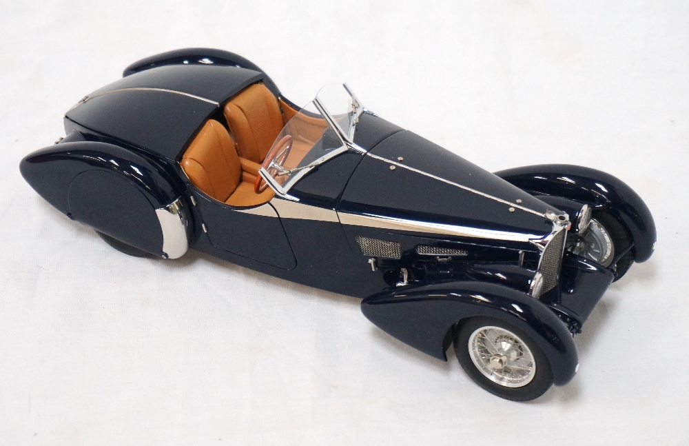 CMC CLASSIC MODEL CARS DIECAST MODEL OF A BUGATTI 57 SC 1938 CORSICA ROADSTER 1:18 scale,