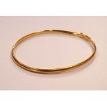 NINE CARAT GOLD BANGLE approximately 3 grams