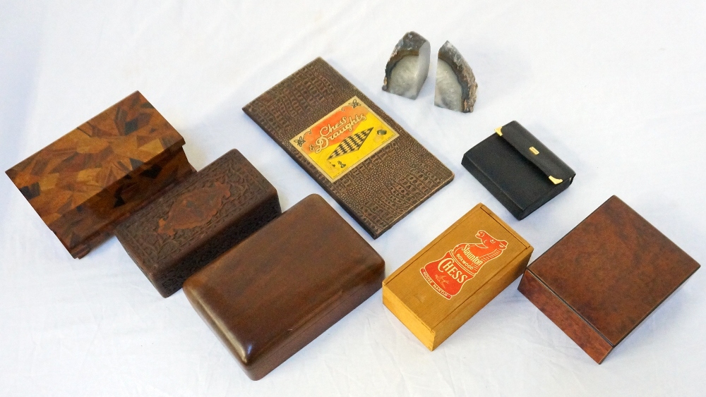 MIXED LOT OF COLLECTABLES including a specimen wood cigarette box impressed to the base R & J Price,