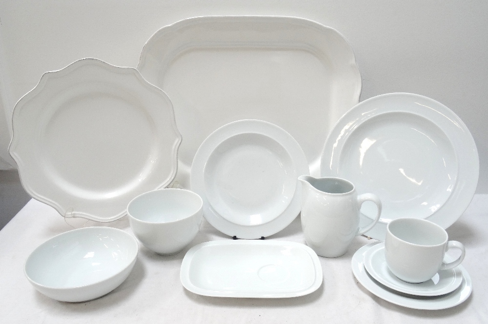 DENBY STONEWARE DINNER SERVICE in white and comprising eight dinner plates, six entree plates,