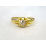 DIAMOND SOLITAIRE RING the round cut diamond approximately 0.